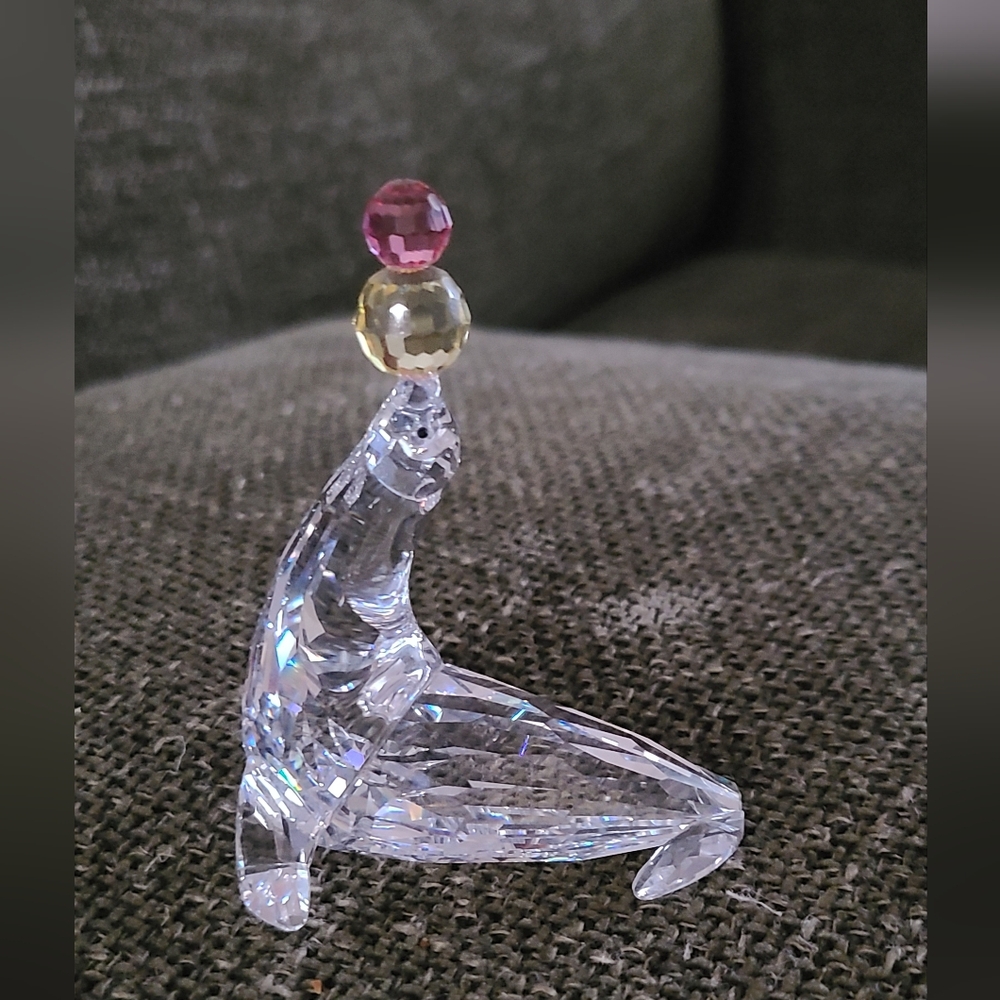 Swarovski Crystal Seal With Juggling Balls Figurine Vintage